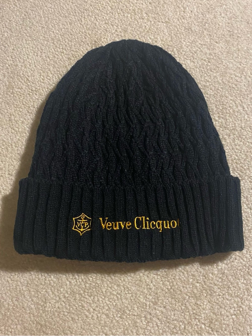 Veuve Clicquot Champagne Black Beanie Knit Hat Fleece Lined Yellow Logo One Size